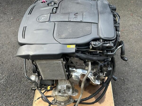 Mercedes W222 hybrid engine