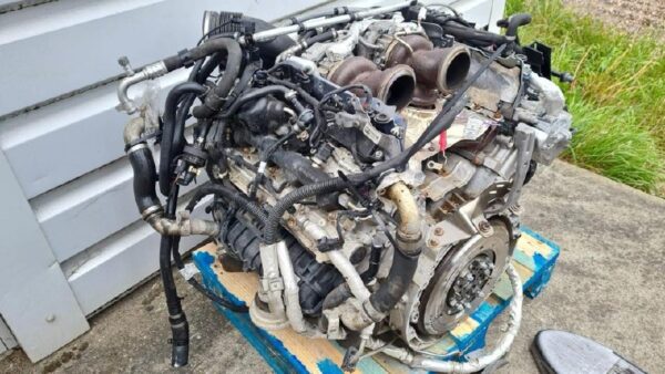 AMG GT C190 V8 Biturbo engine