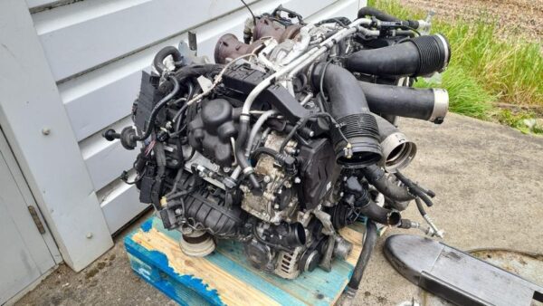 Mercedes C190 engine for sale