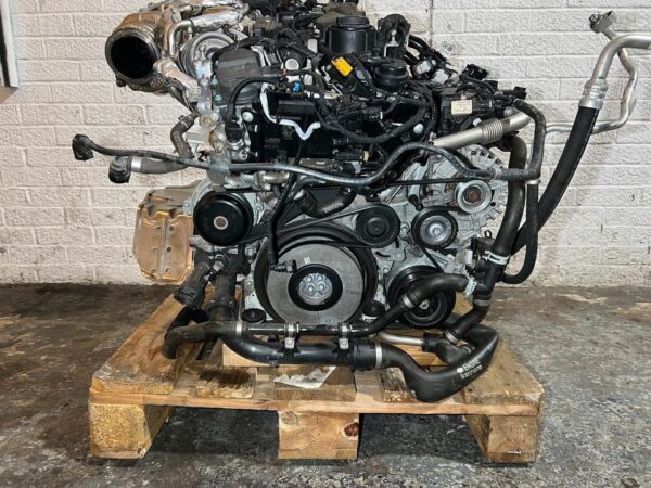 Mercedes C300d engine