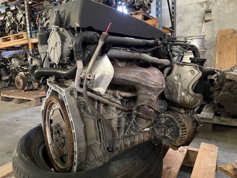 Mercedes W203 C Class engine