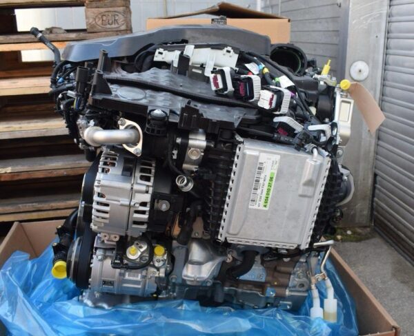 Mercedes W907 engine